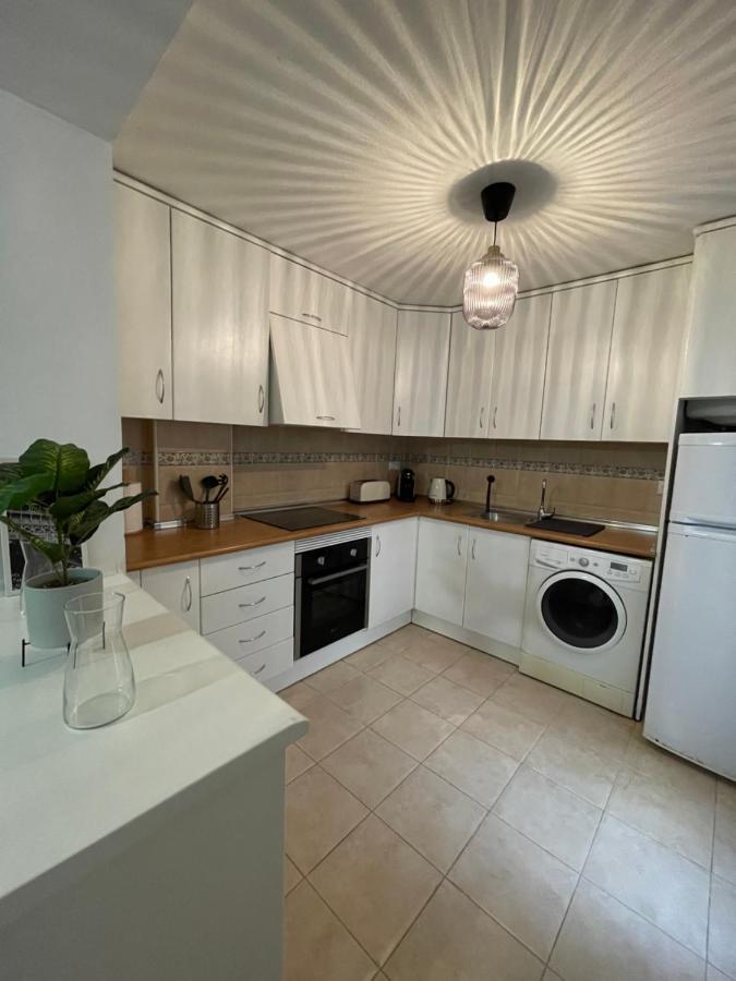 Three Bedroom Apartment With Pool In Torrevieja Exterior foto
